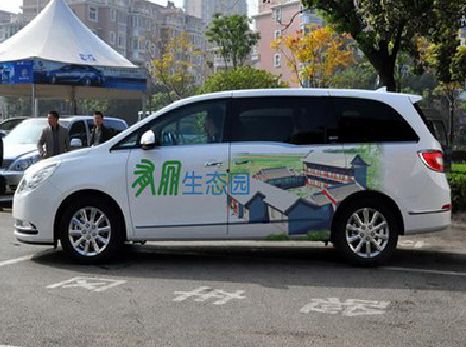 当阳户外车贴喷绘如何保持效果?